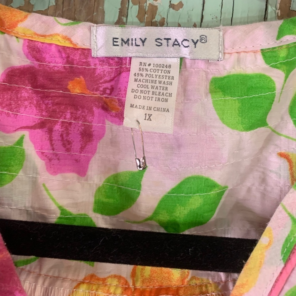 Women’s vintage Emily Stacy pink and yellow floral button-up nightgown - Picture 3 of 5